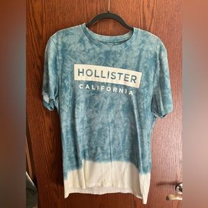 Men’s Hollister tee